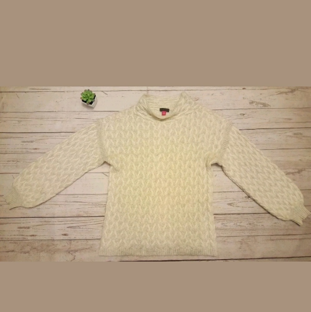 Vince Camuto Soft Knit Pullover Long Sleeve XS